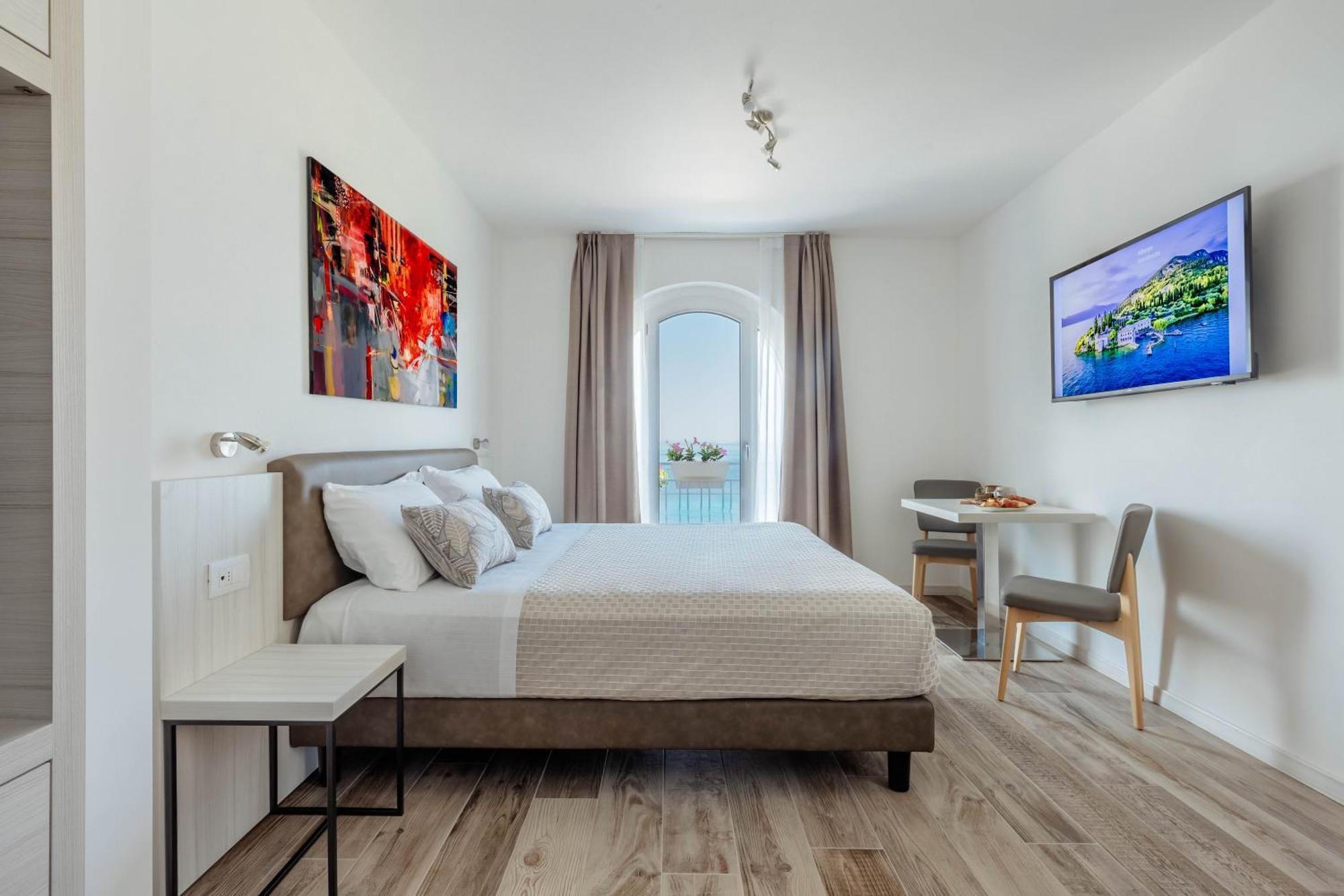Hotel Giardinetto Garda  Eksteriør bilde