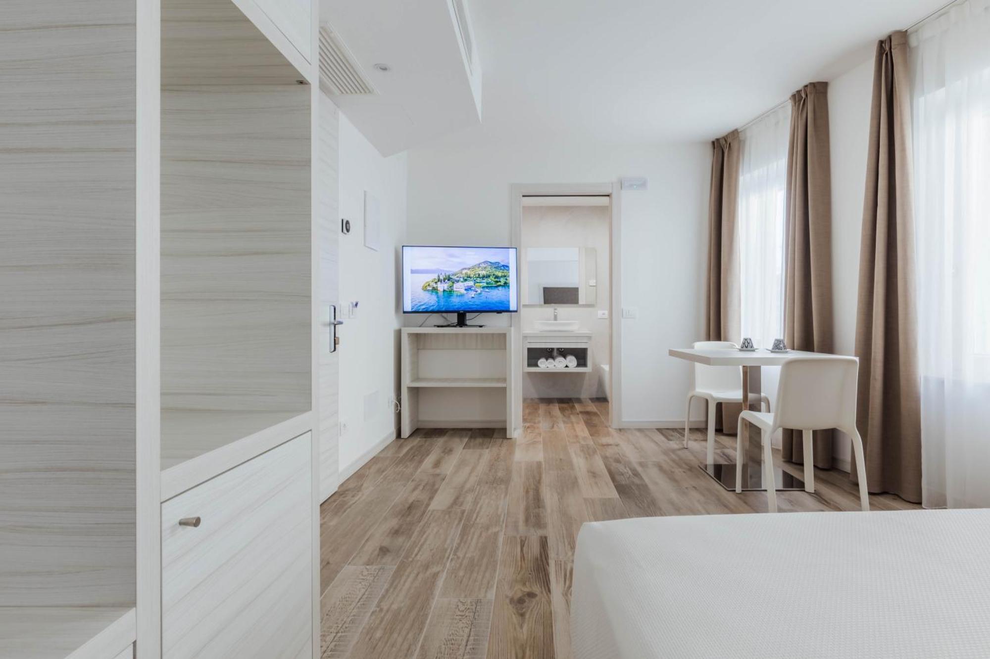 Hotel Giardinetto Garda  Eksteriør bilde