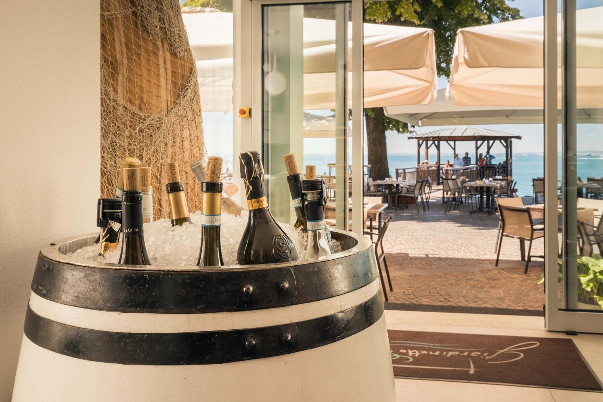 Hotel Giardinetto Garda  Eksteriør bilde